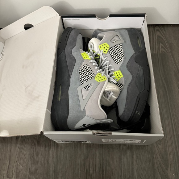 Air Jordan 4 Retro SE 95 Neon Cool Grey Volt 2020 Men’s 11 Sneakers Nike in Box - Picture 13 of 14
